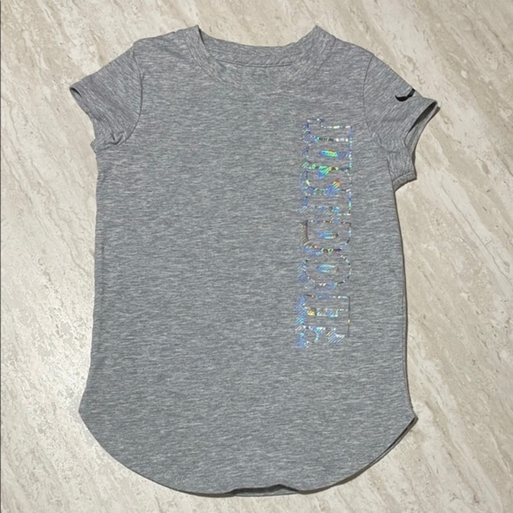 Nike Little Girl Hologram “Just Do It” Tee Top *6 (5-6YRS)